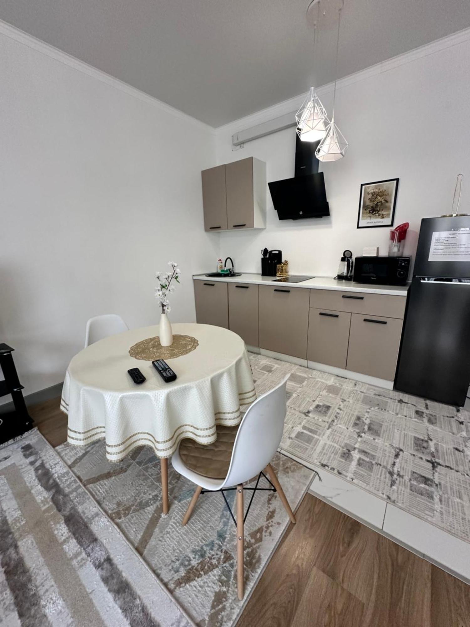 Студия В Теплых Тонах, Эксклюзив Almaty Extérieur photo