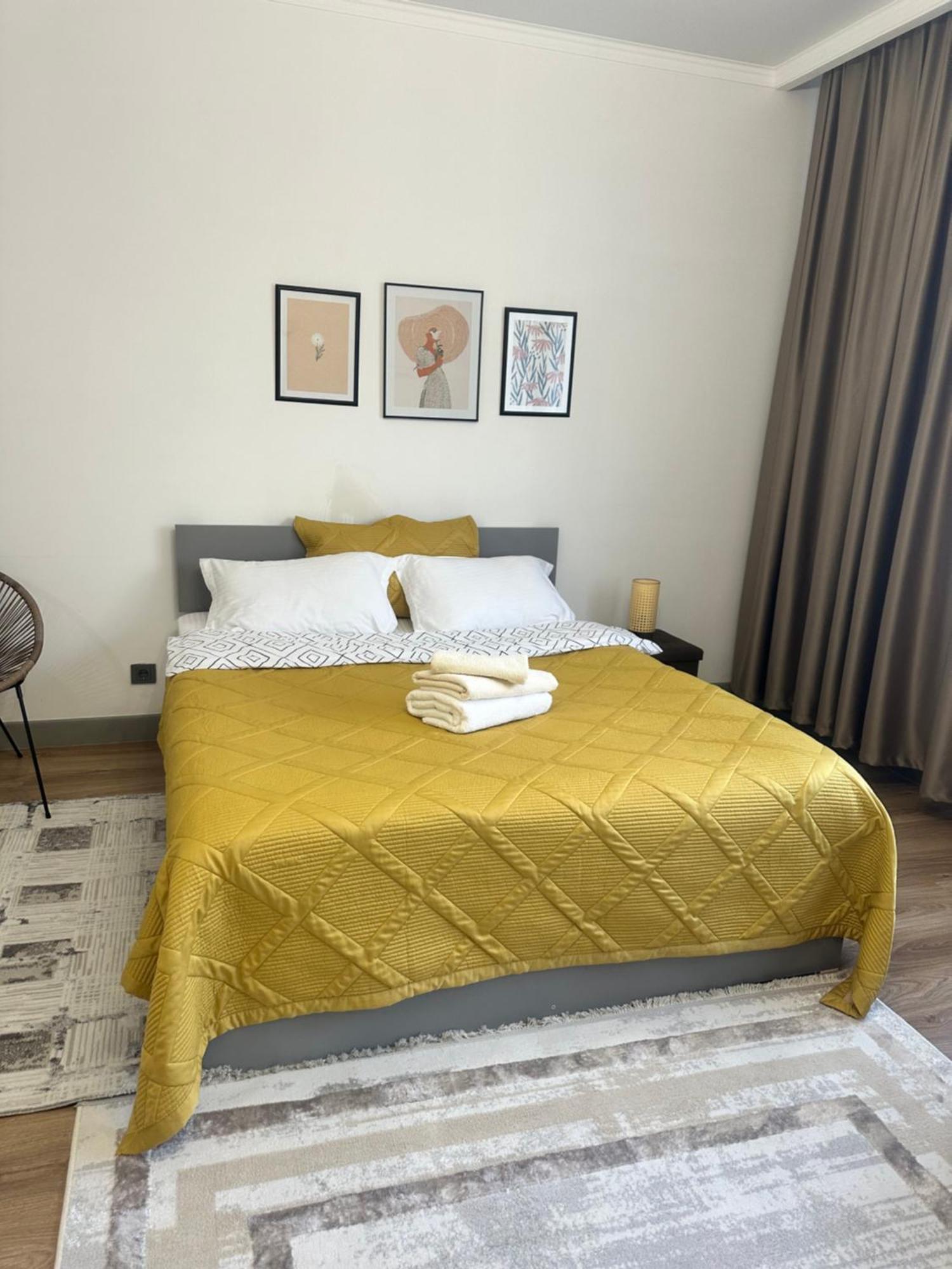 Студия В Теплых Тонах, Эксклюзив Almaty Extérieur photo